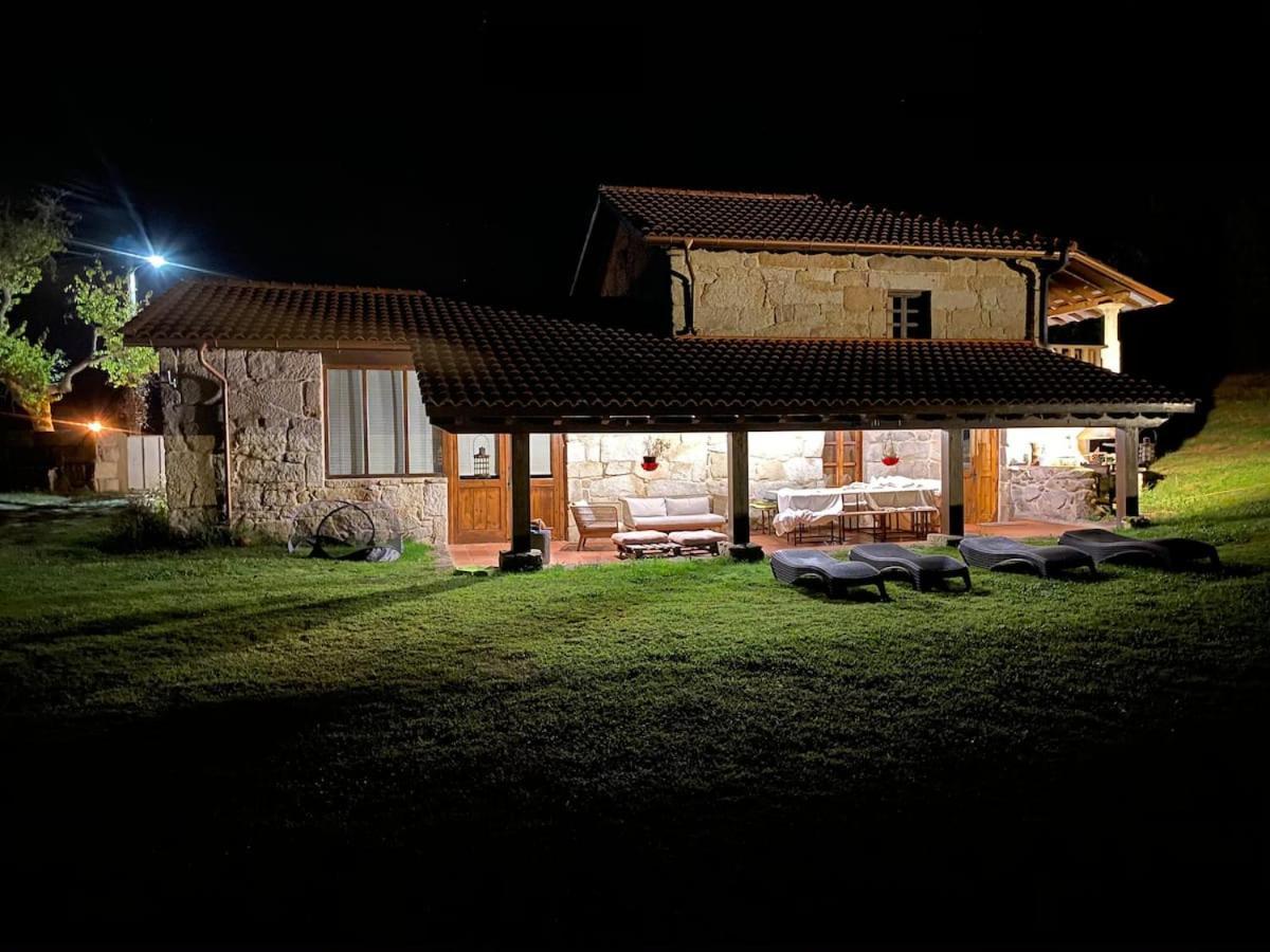 Habitaciones Con Bano Individual En Casa De Campo. Piscina. Amoeiro Dış mekan fotoğraf