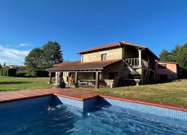 Habitaciones Con Bano Individual En Casa De Campo. Piscina. Amoeiro Dış mekan fotoğraf