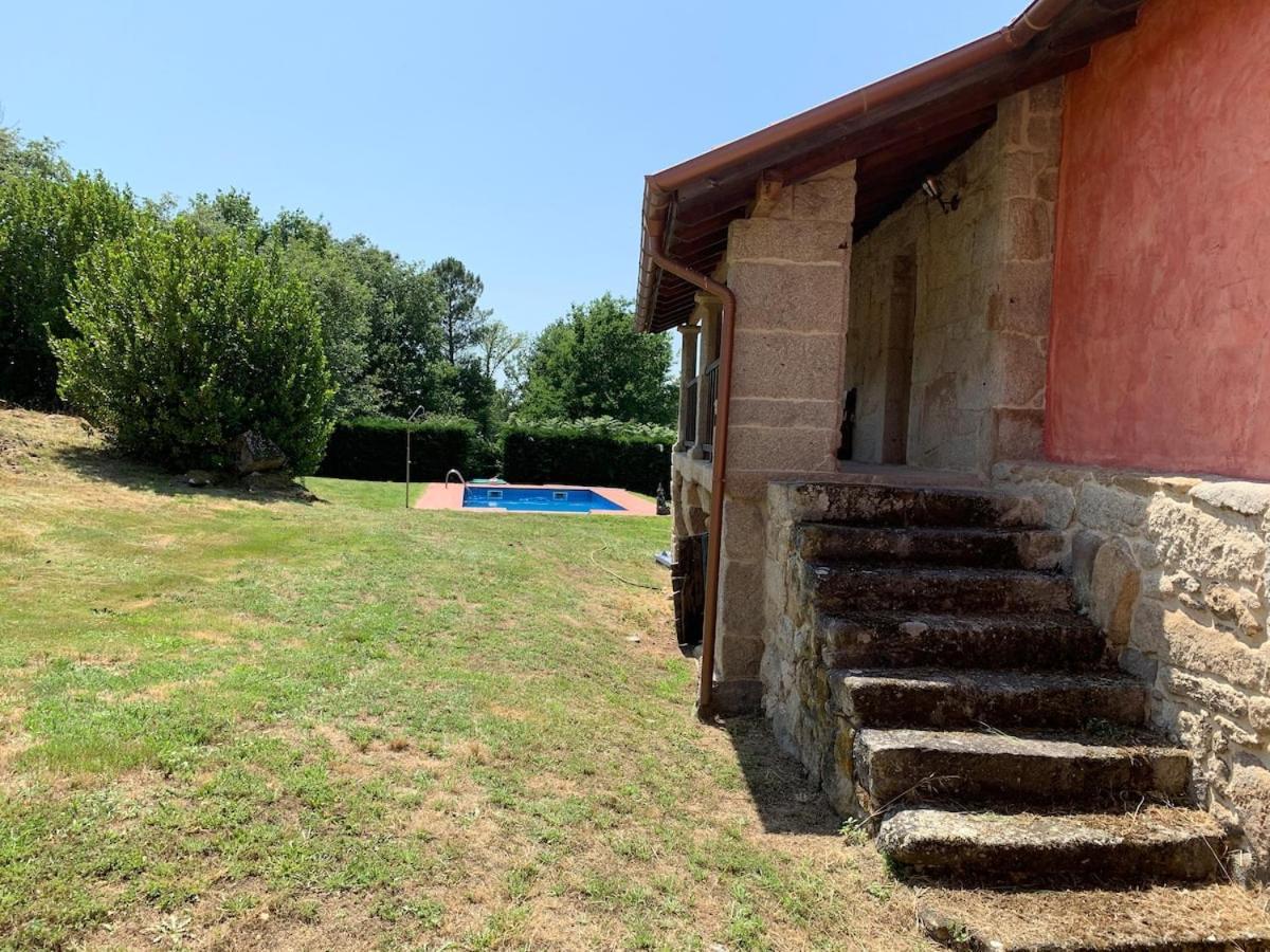 Habitaciones Con Bano Individual En Casa De Campo. Piscina. Amoeiro Dış mekan fotoğraf